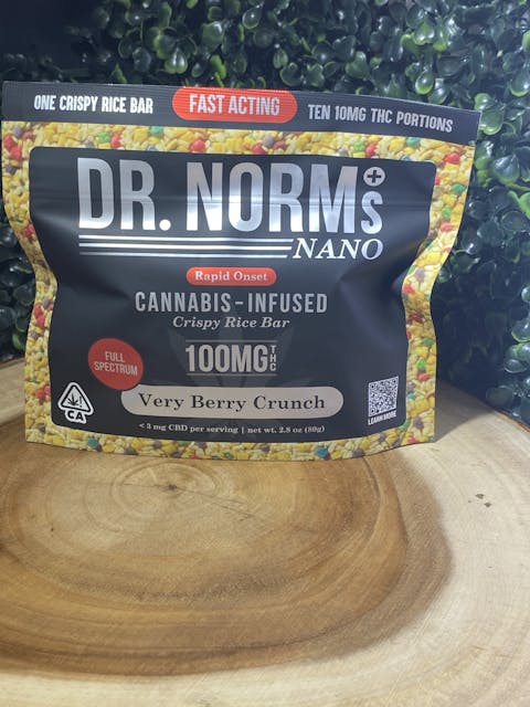 Photograph of product: VERY BERRY CRUNCH 100MG - TREAT - 