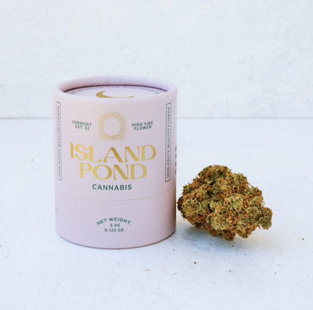 Photograph of product: Island Pond Oui'd Moon Flower | Cheddar Cheeze - g