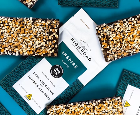 Photograph of product: Inspire Dark Chocolate - Toffee & Almonds