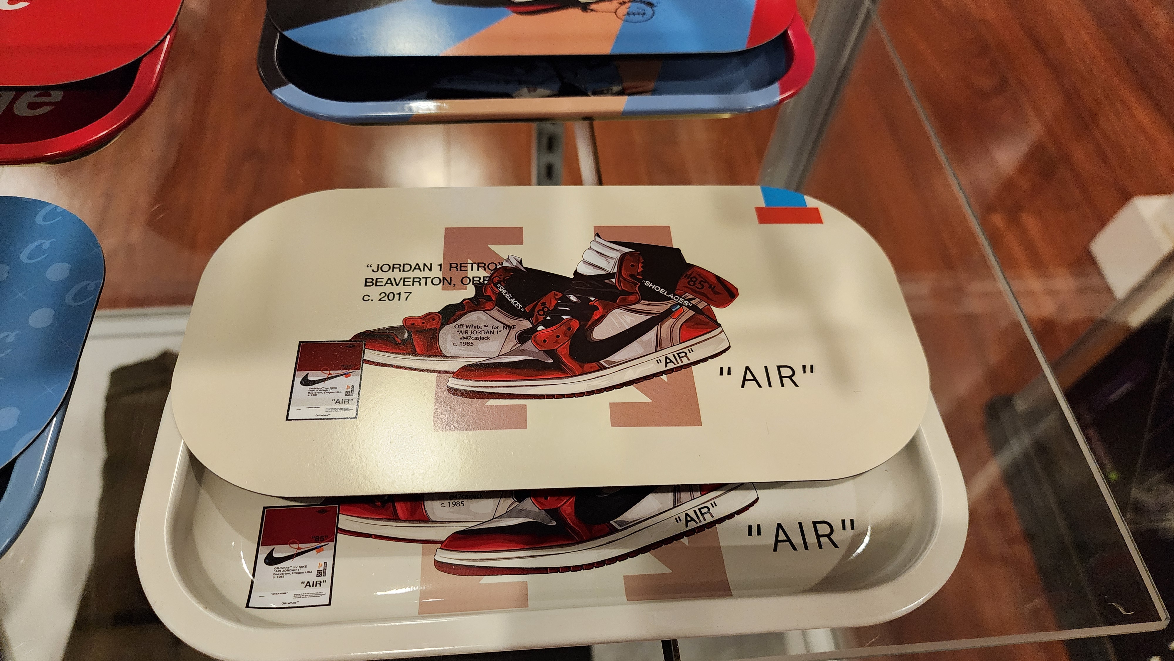 Photograph of product: Small NIKE Jordans Themed Magnetic Rolling Tray