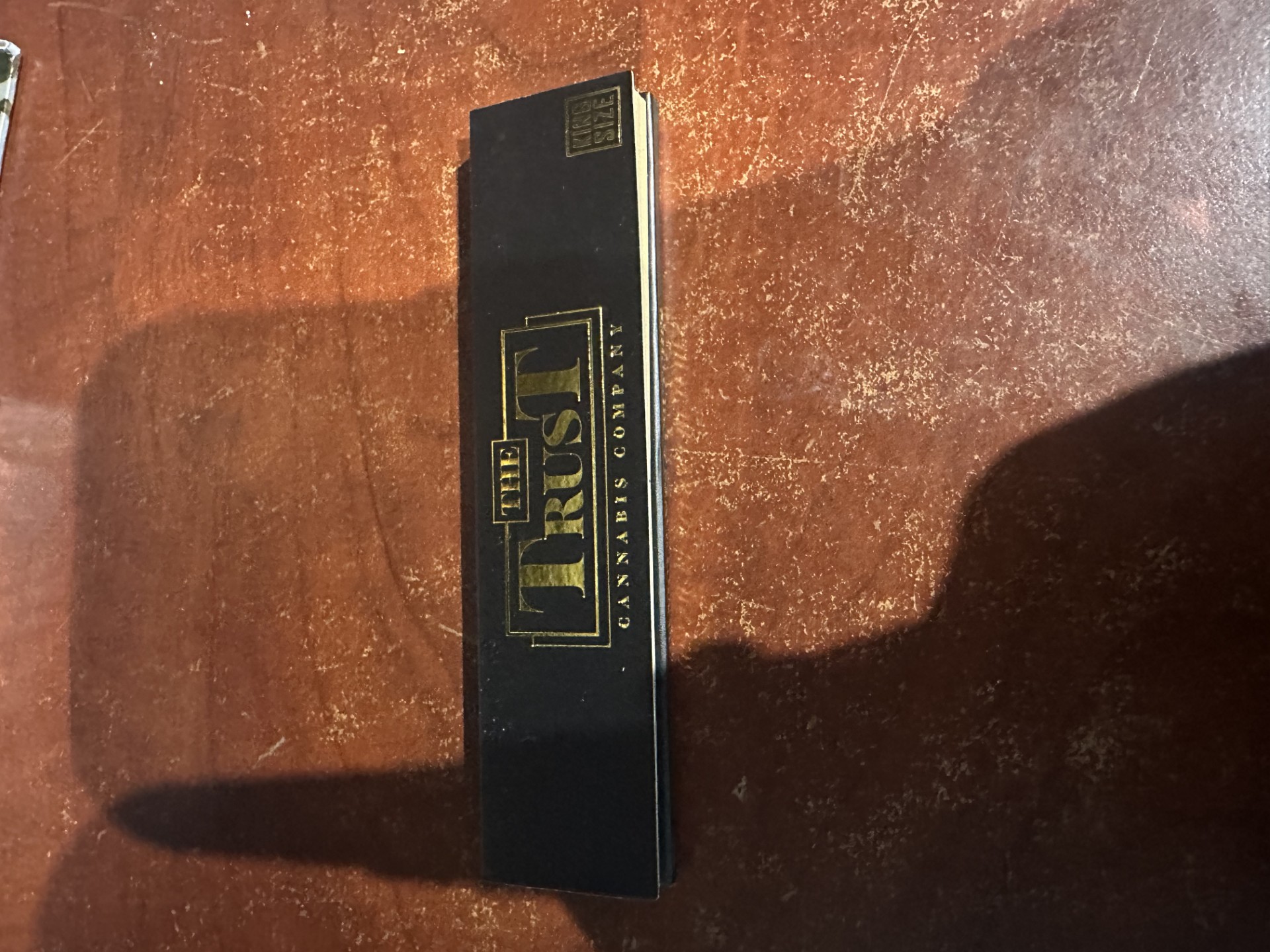 Photograph of Product: The Trust King Size Papers and Tips