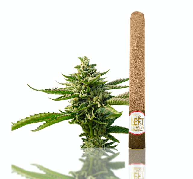Photograph of product: Left Coast Blunt | 2.2g - Strawberry Banana - Infused - 