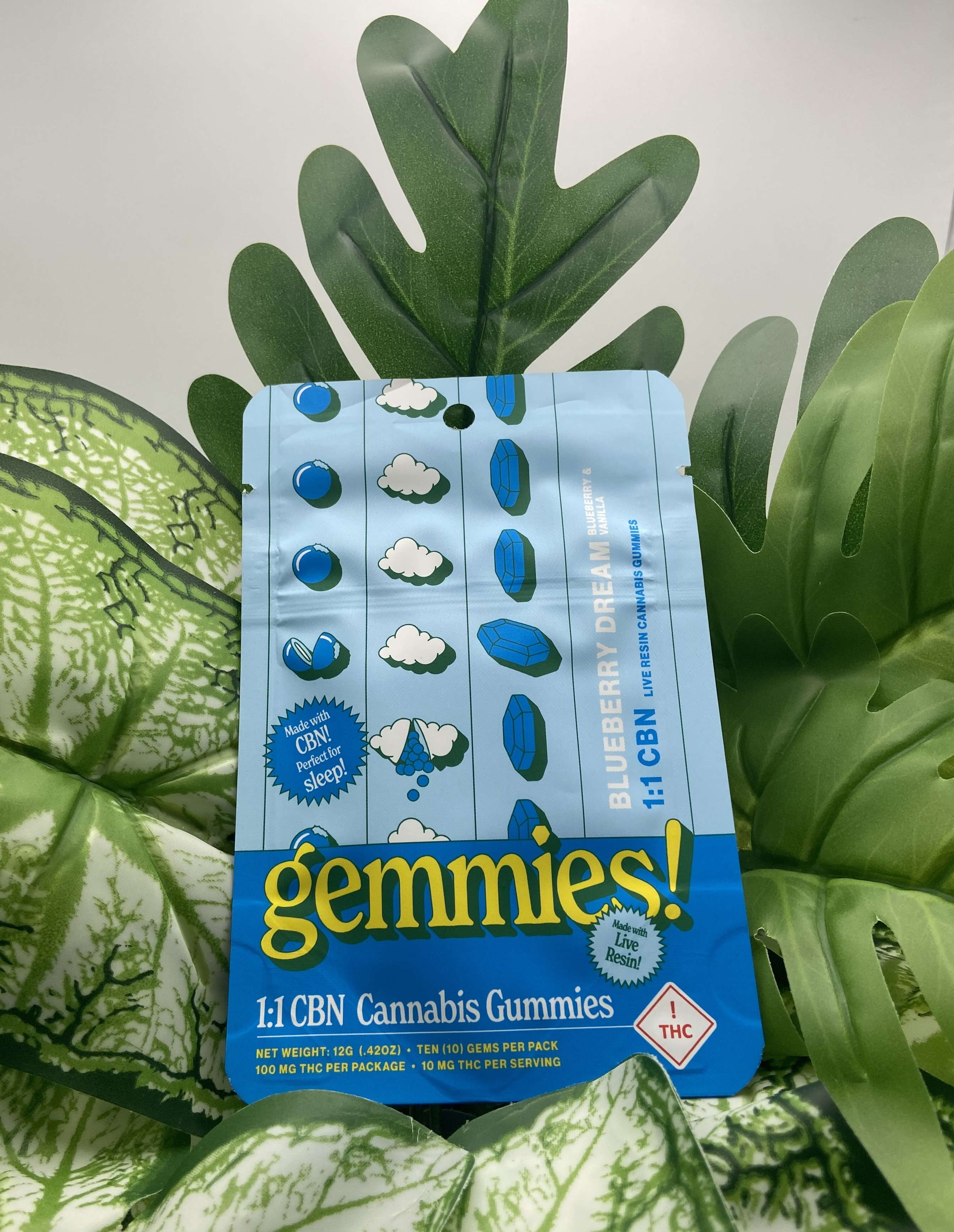 Photograph of product: Gemmies - Blueberry Dream - 1:1 - 100mg Live Resin Gummies