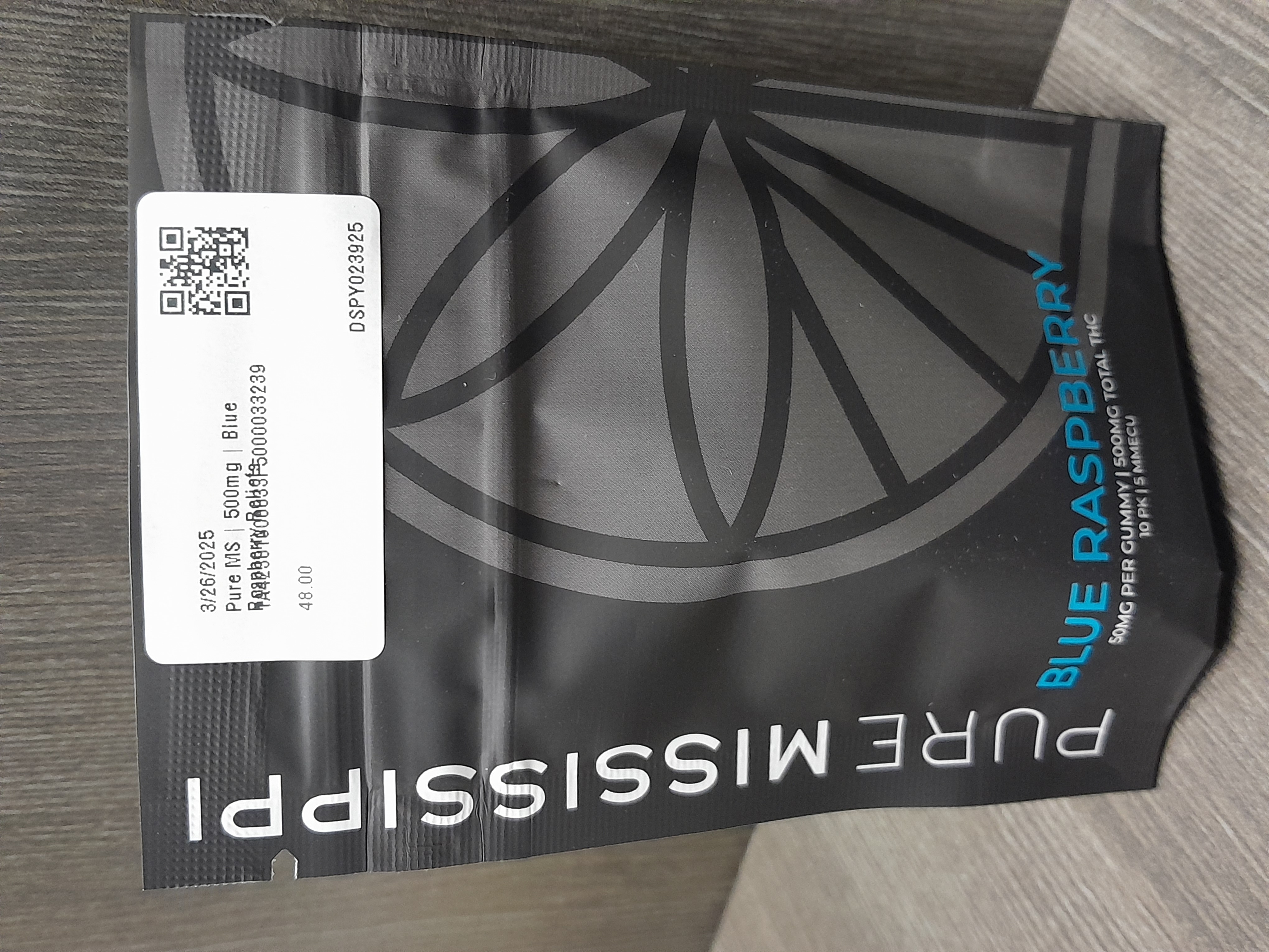 Photograph of product: Pure MS | 500mg | Blue Raspberry | Relief Gummies