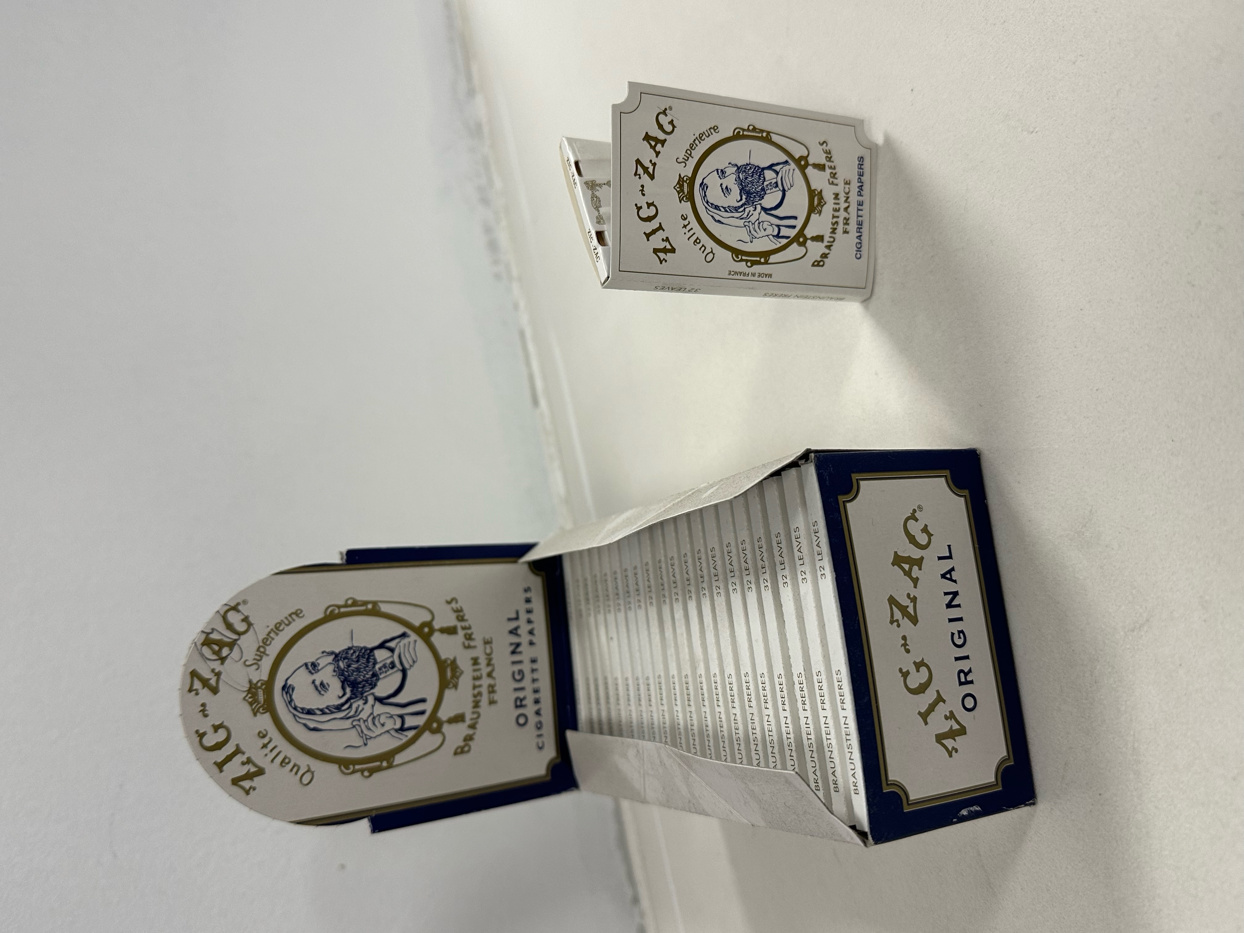 Photograph of product: Original 1 1/4 Papers | 32pk | Zig Zag