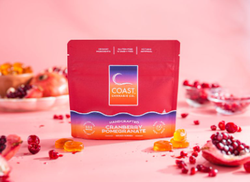 Photograph of product: COAST : Cranberry 1:1:1 TH-oui/CBD/CBN Dark Chocolate Bar (5mg/100mg)