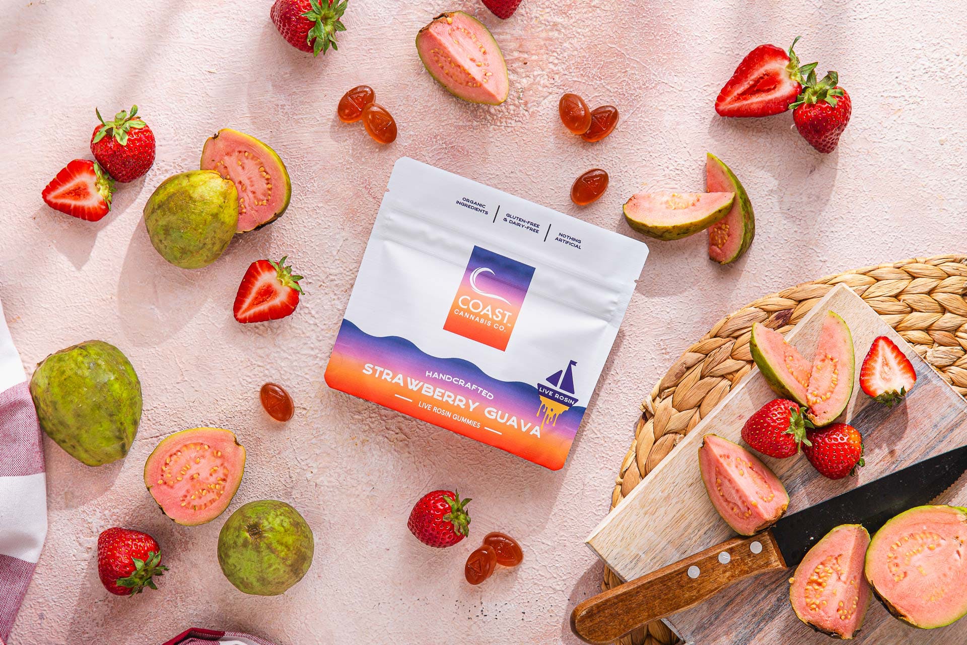 Photograph of product: Strawberry Guava Live Rosin Gummies - 100mg - Coast