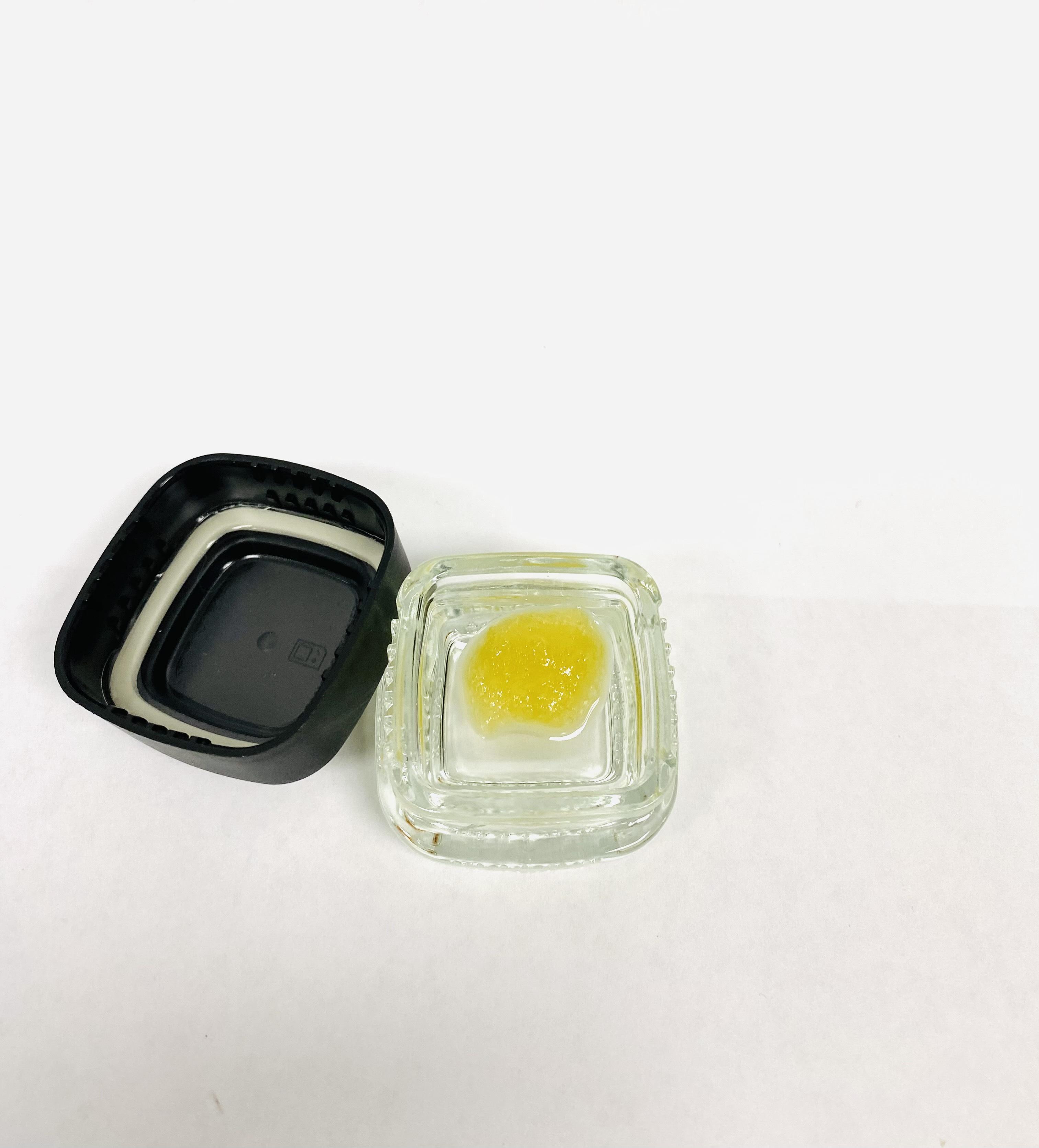 Photograph of product: Dark Horse Medicinals: Concentrate | Jealousy #12 | Badder | 1g