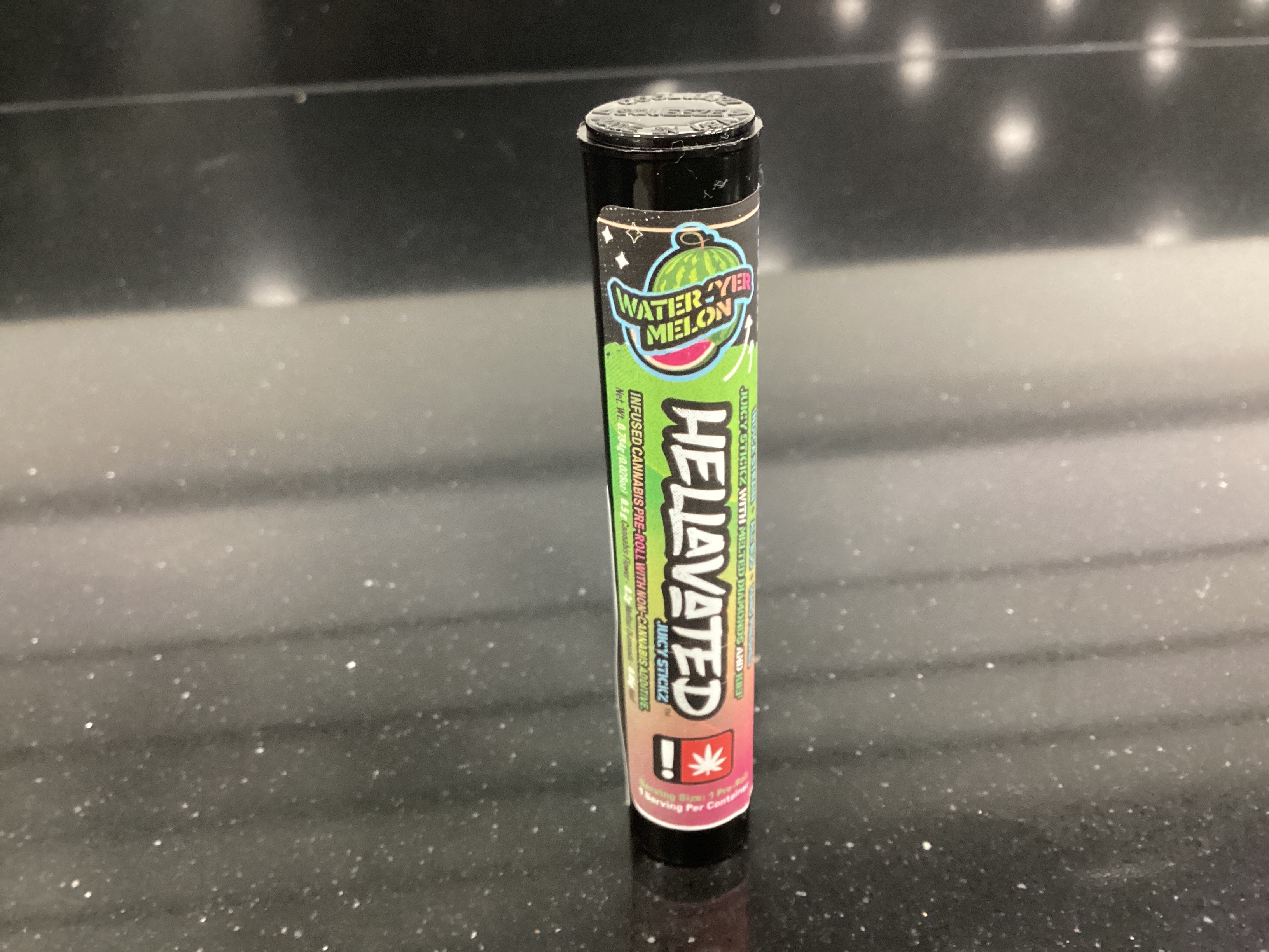 Photograph of product: Hellavated Juicy Stickz Water'yer Melon Infused Pre-Roll