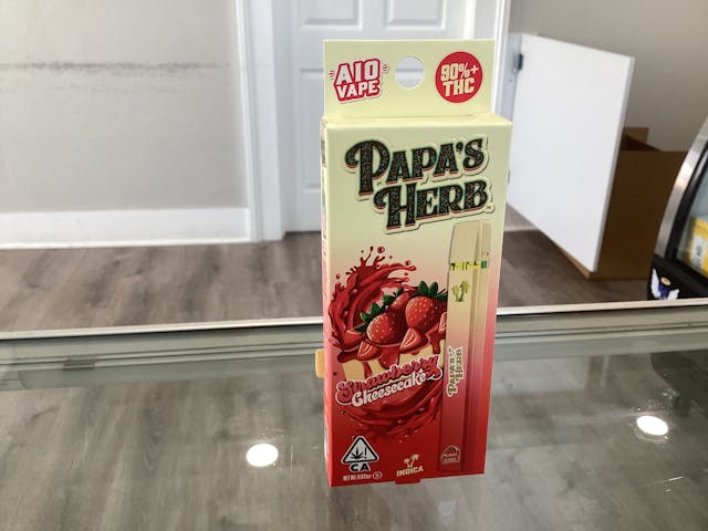 Photograph of product: Strawberry cheesecake disposable - 