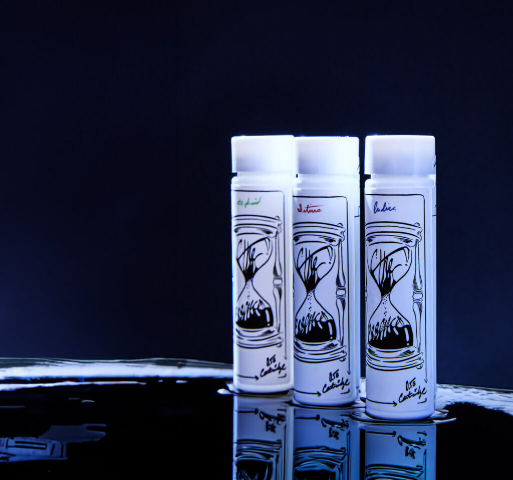 Photograph of product: (the) Essence | Bombsicle Cart