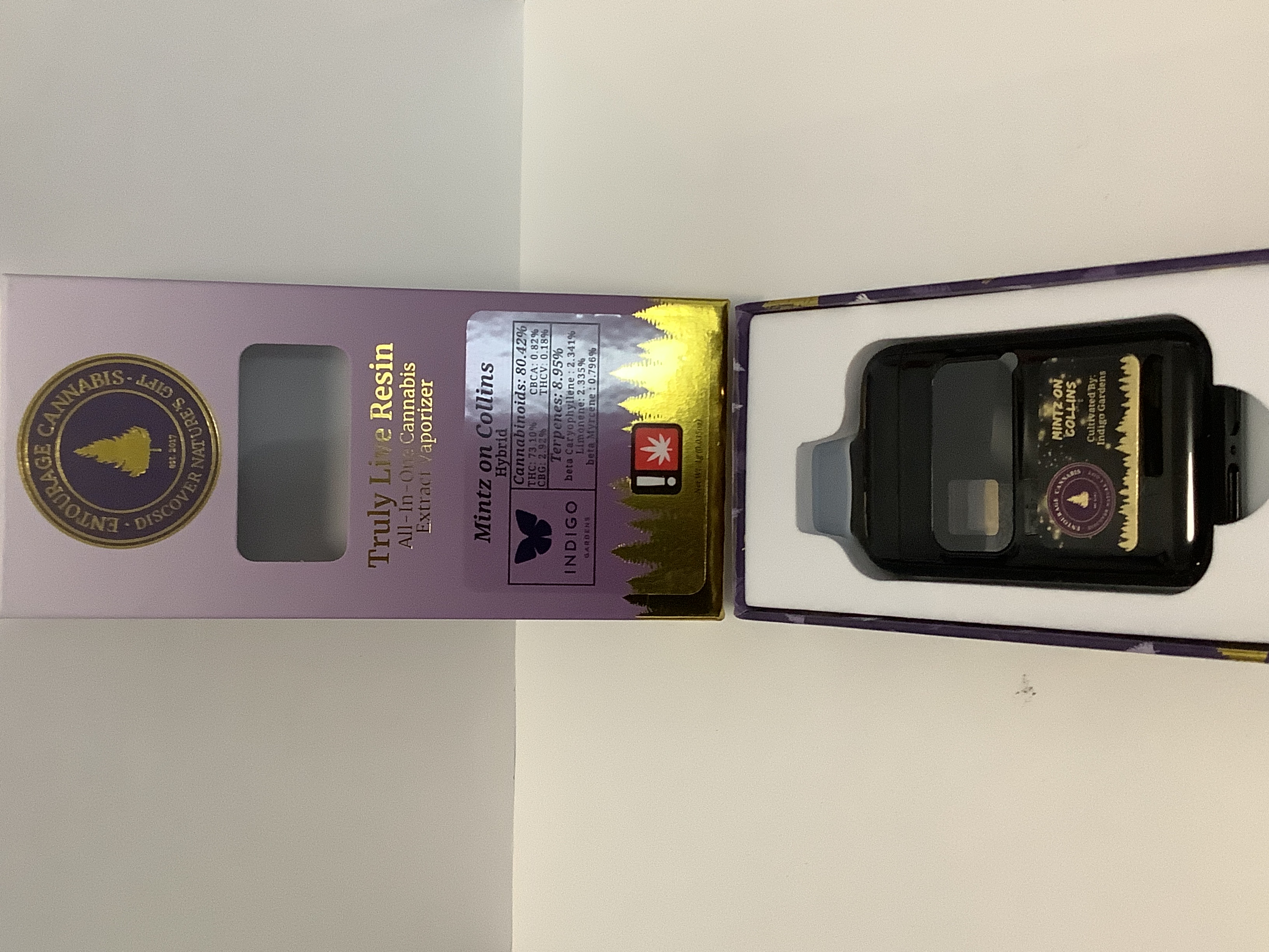Photograph of product: Entourage Oui'd | MINTZ ON COLLINS Disposable Live Resin Cartridge | 1g