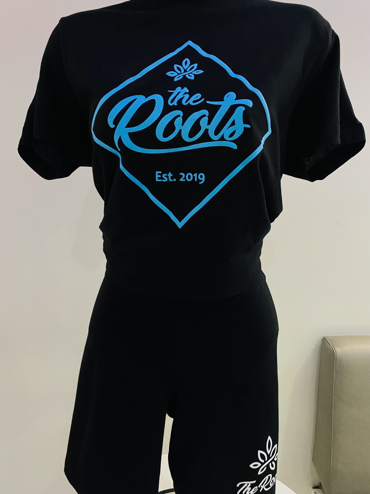 Photograph of product: Large   Black Shirt   Diamond Logo