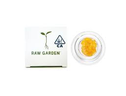Photograph of product: RAW GARDEN APPLE FRITTER #74 1G LIVE BADDER