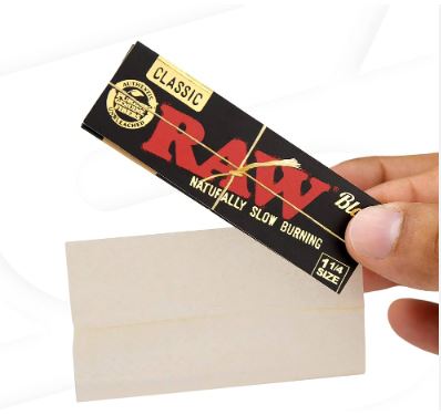 Photograph of product: Raw Black Classic 1 1/4