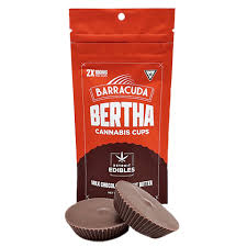 Photograph of product: Barracuda  Bertha Cups- Milk Chocolate Peanut Butter 200mg