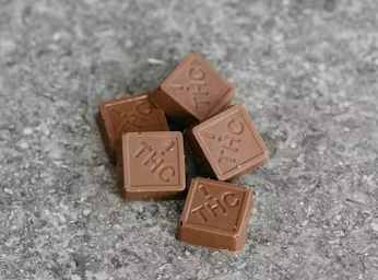Photograph of product: Craic Fast Acting-Milk Chocolate T98.8 (H) 20 Pack - 00222