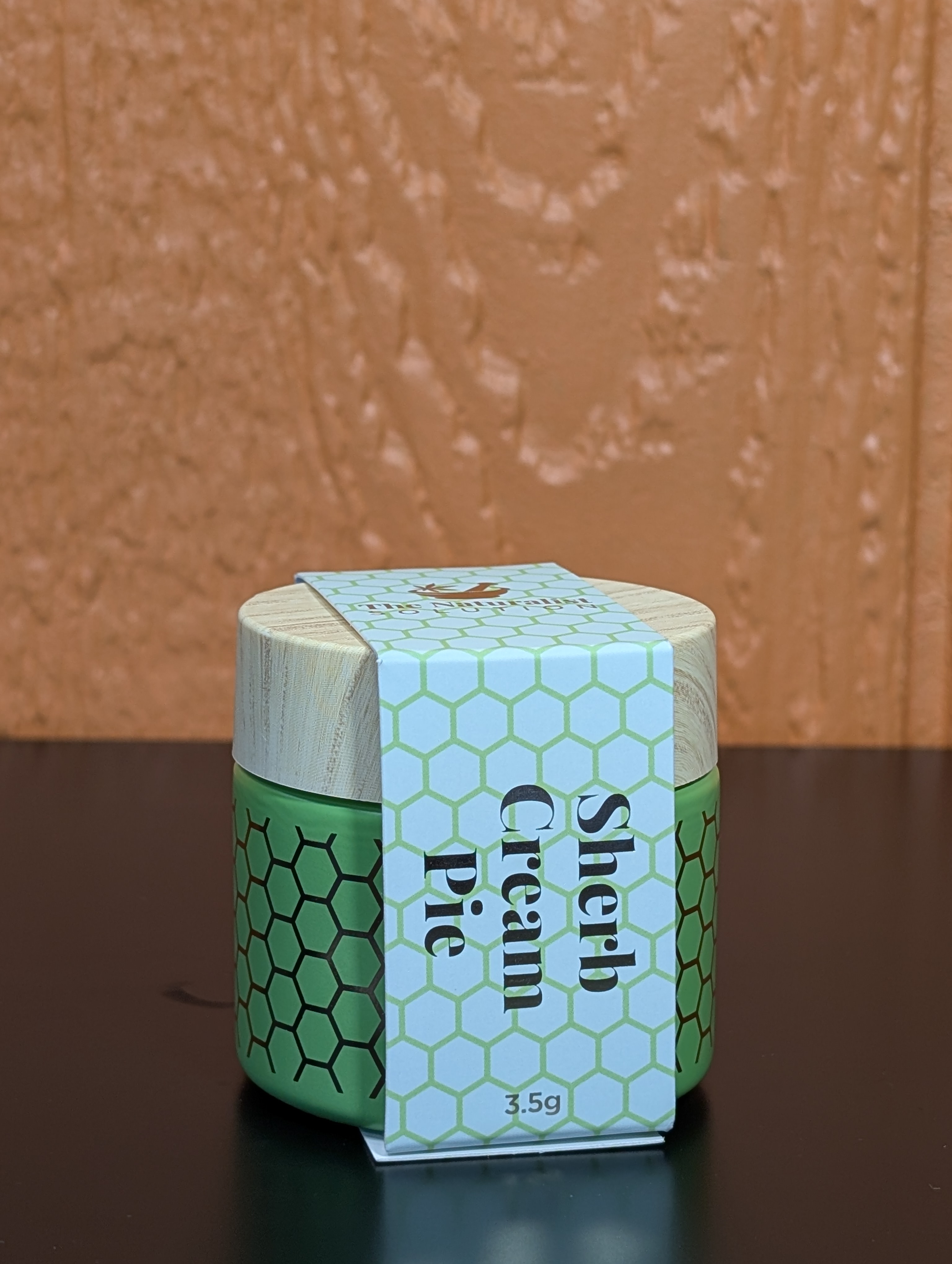 Photograph of product: The Naturalist Solution | 3.5 | Sherb Cream Pie - 3.5g