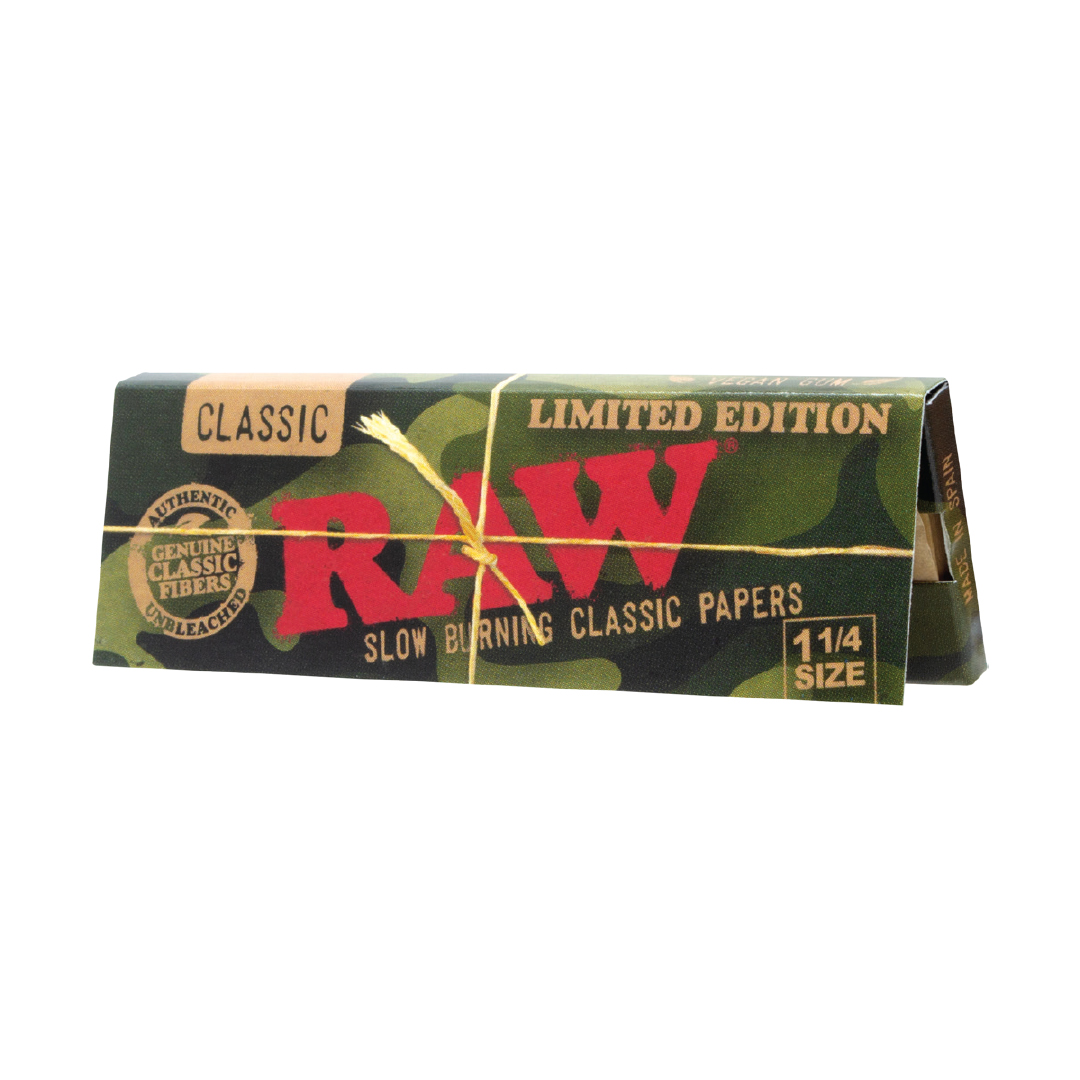 Photograph of product: RAW Classic Papers 1 1/4 Camo