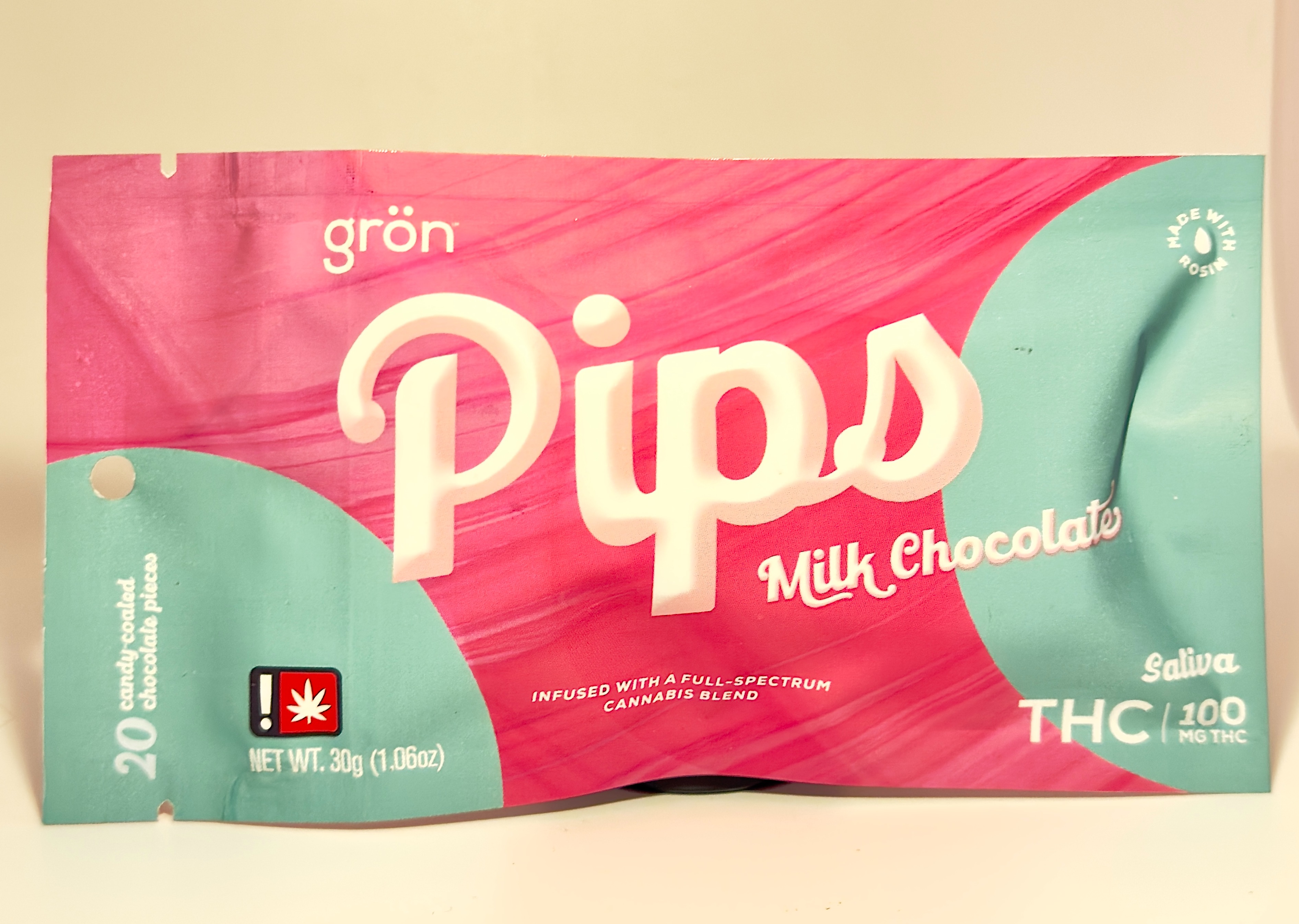 Photograph of product: Pips - TH-oui Milk Chocolate Bites