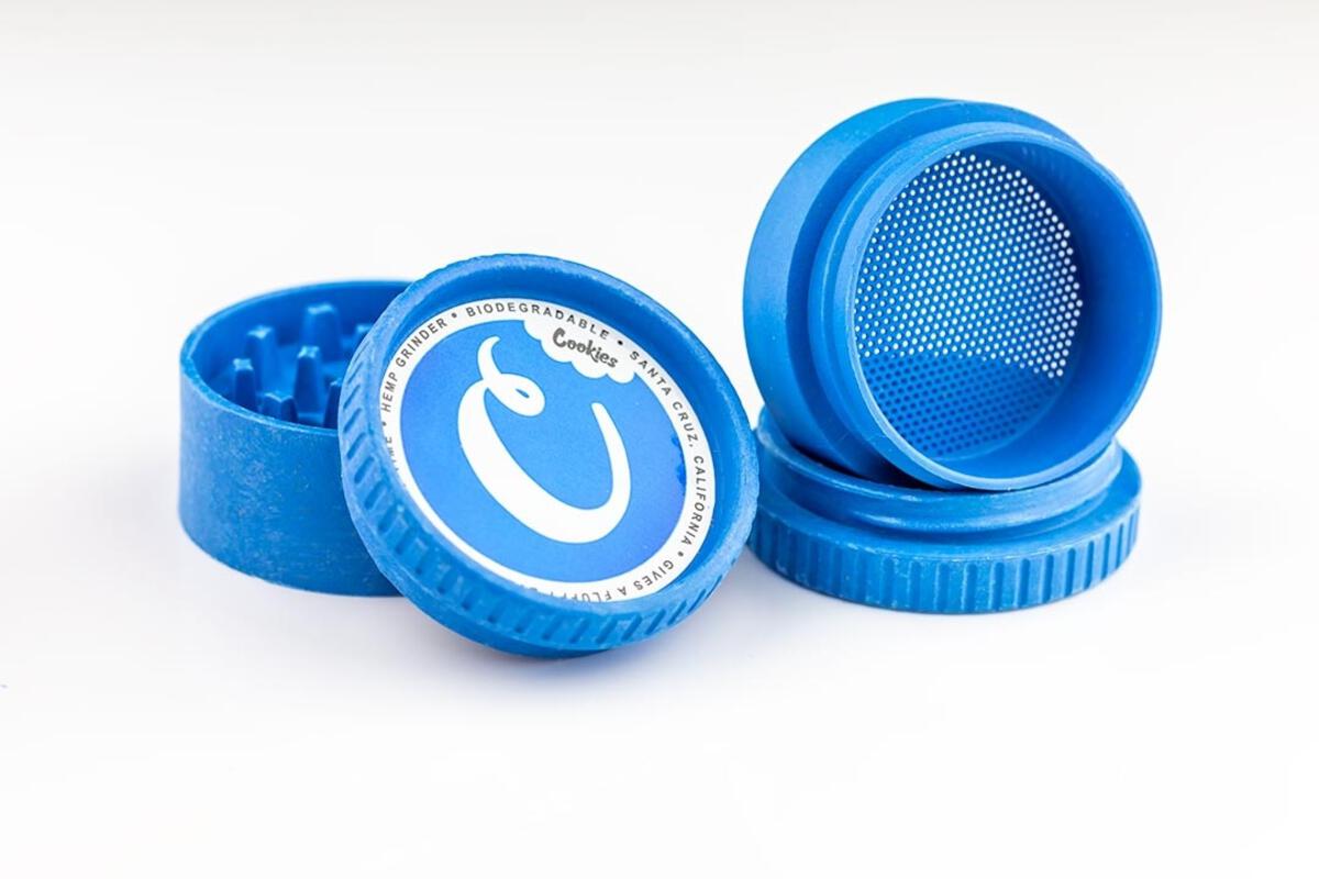 Photograph of product: Cookies x Santa Cruz Shredder - 4 Piece Hemp Shredder - Blue