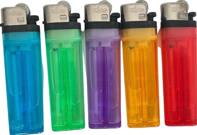 Photograph of product: $1.10 King Lighter - 