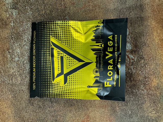 Photograph of product: Flora Vega | Zushi | Flower | 3.5g | {20}