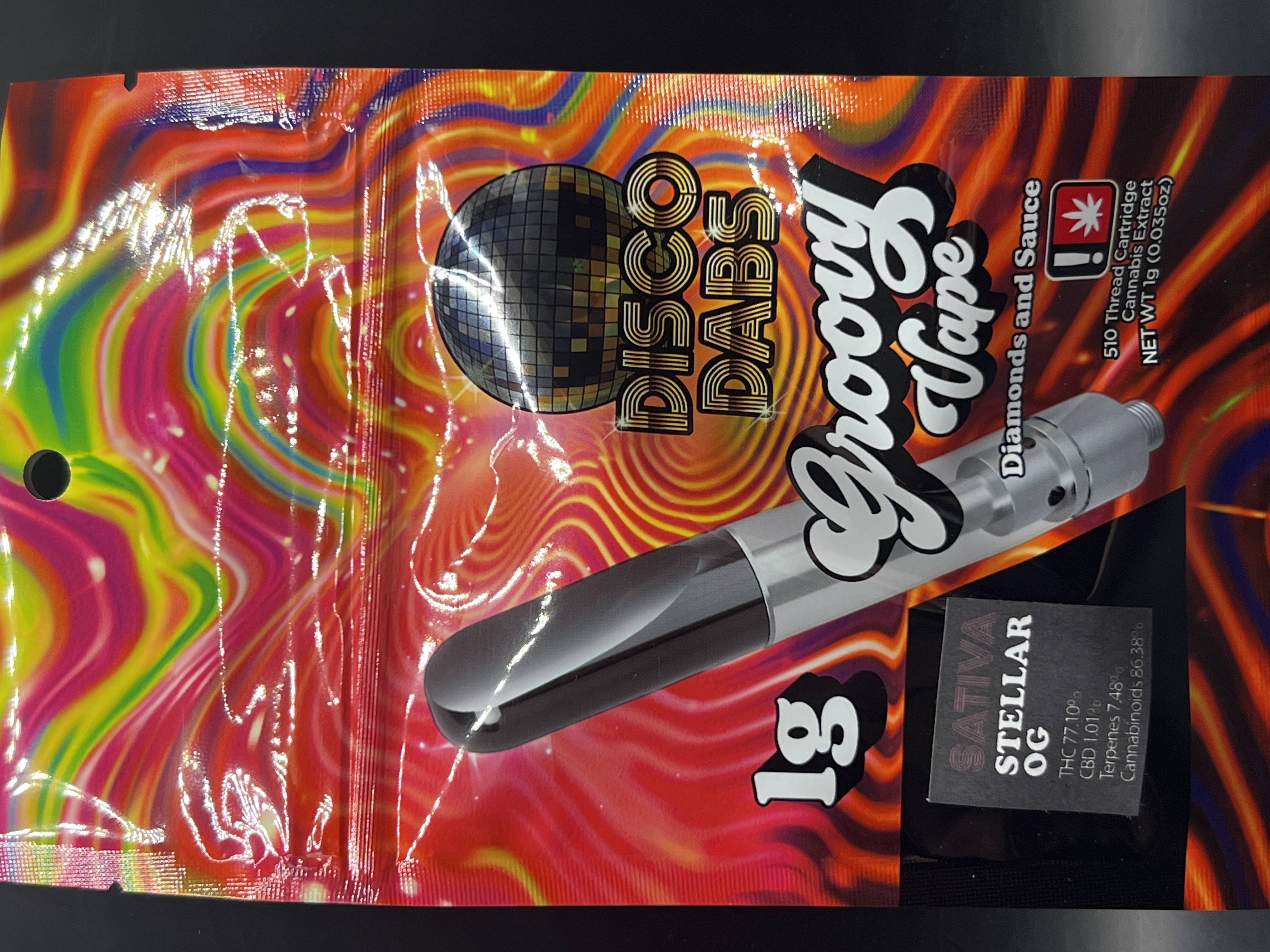 Photograph of product: Disco Dabs Sugar Cake Groovy Vape Cartridge