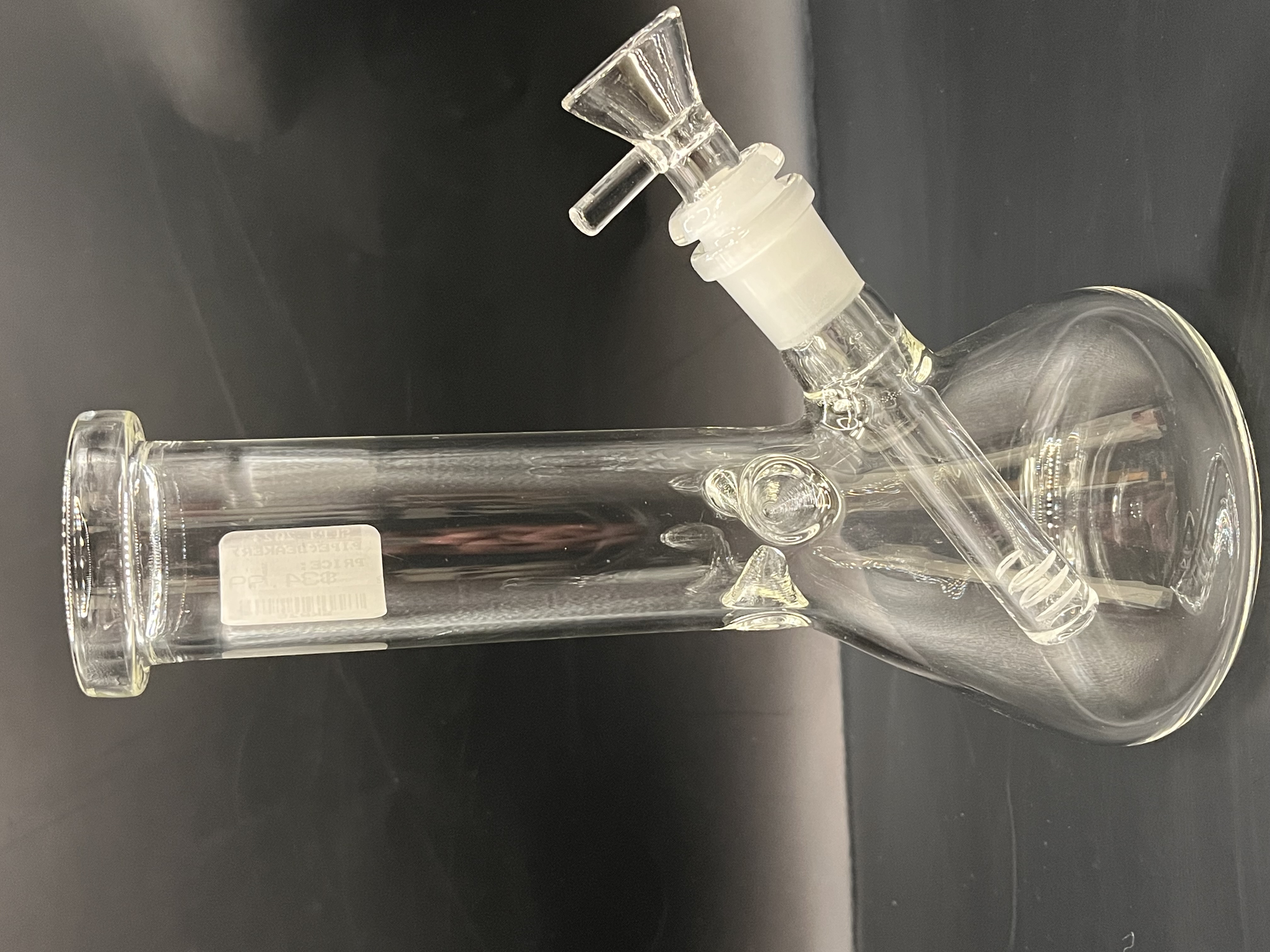 Photograph of product: Clear Beaker Bong - 8.5"