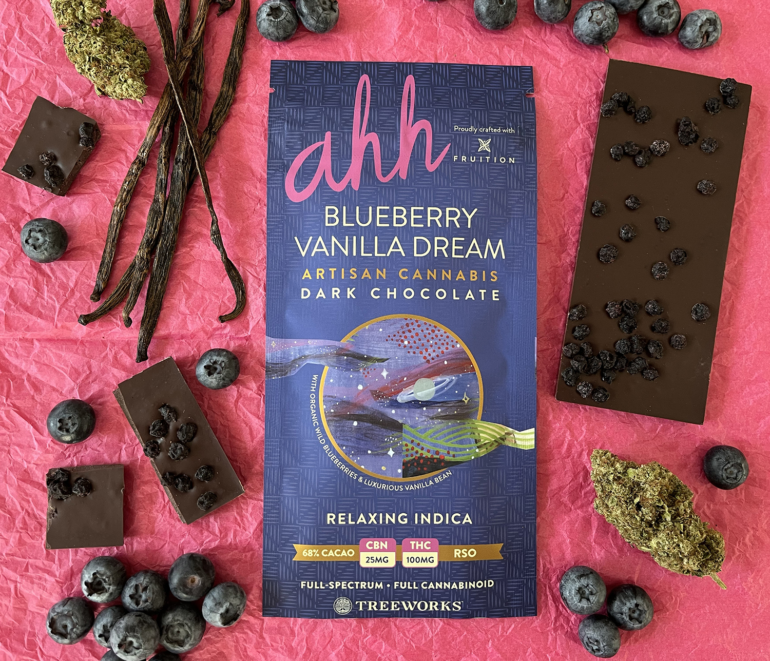 Photograph of product: Blueberry Vanilla Dream Chocolate Bar | 20-piece