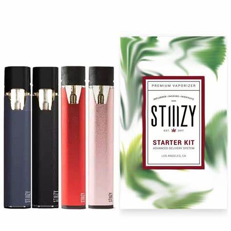 Photograph of product: STIIIZY-Starter Kit-Red