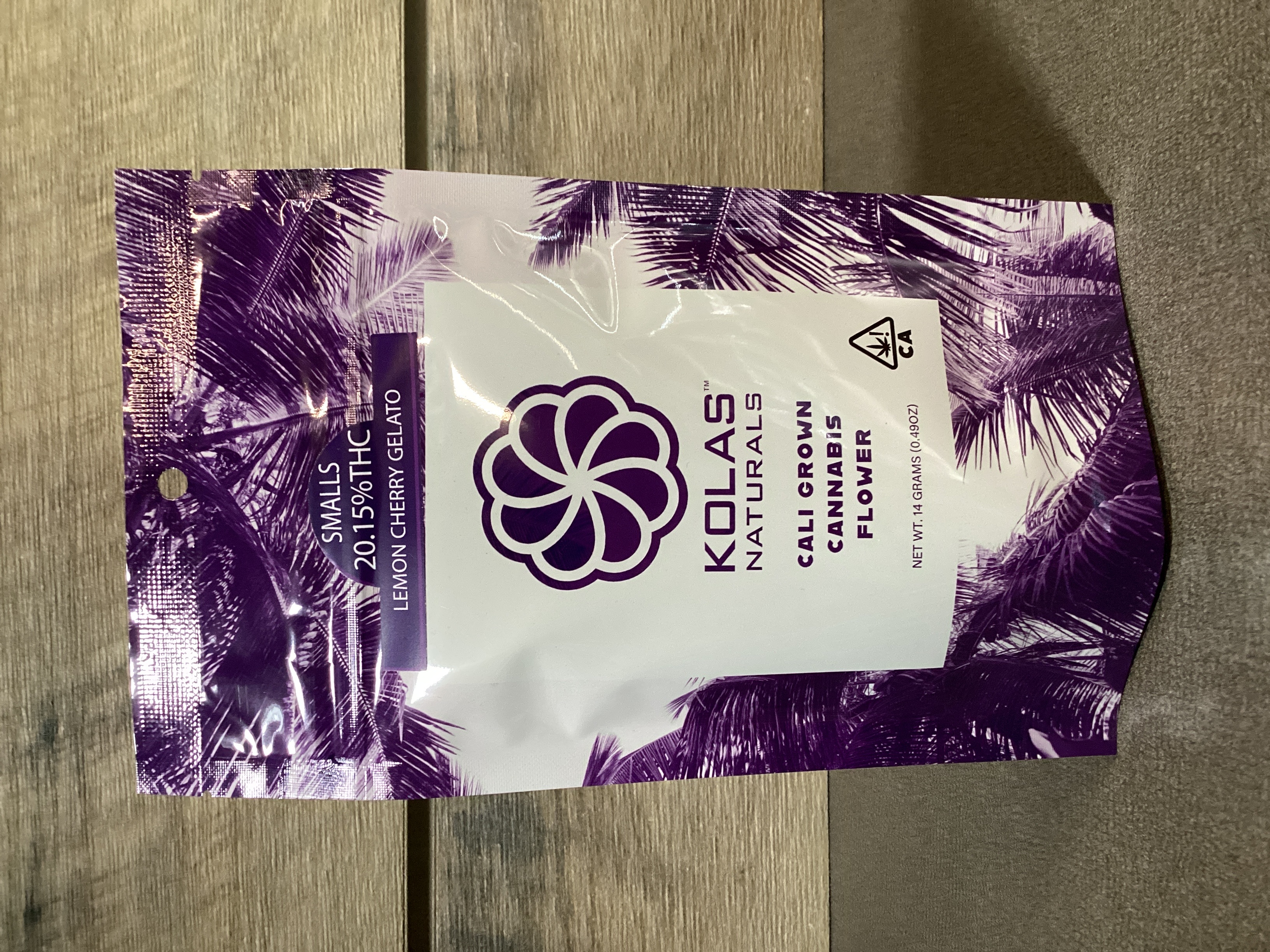 Photograph of product: KOLAS - LEMON CHERRY GELATO SMALLS - 14g