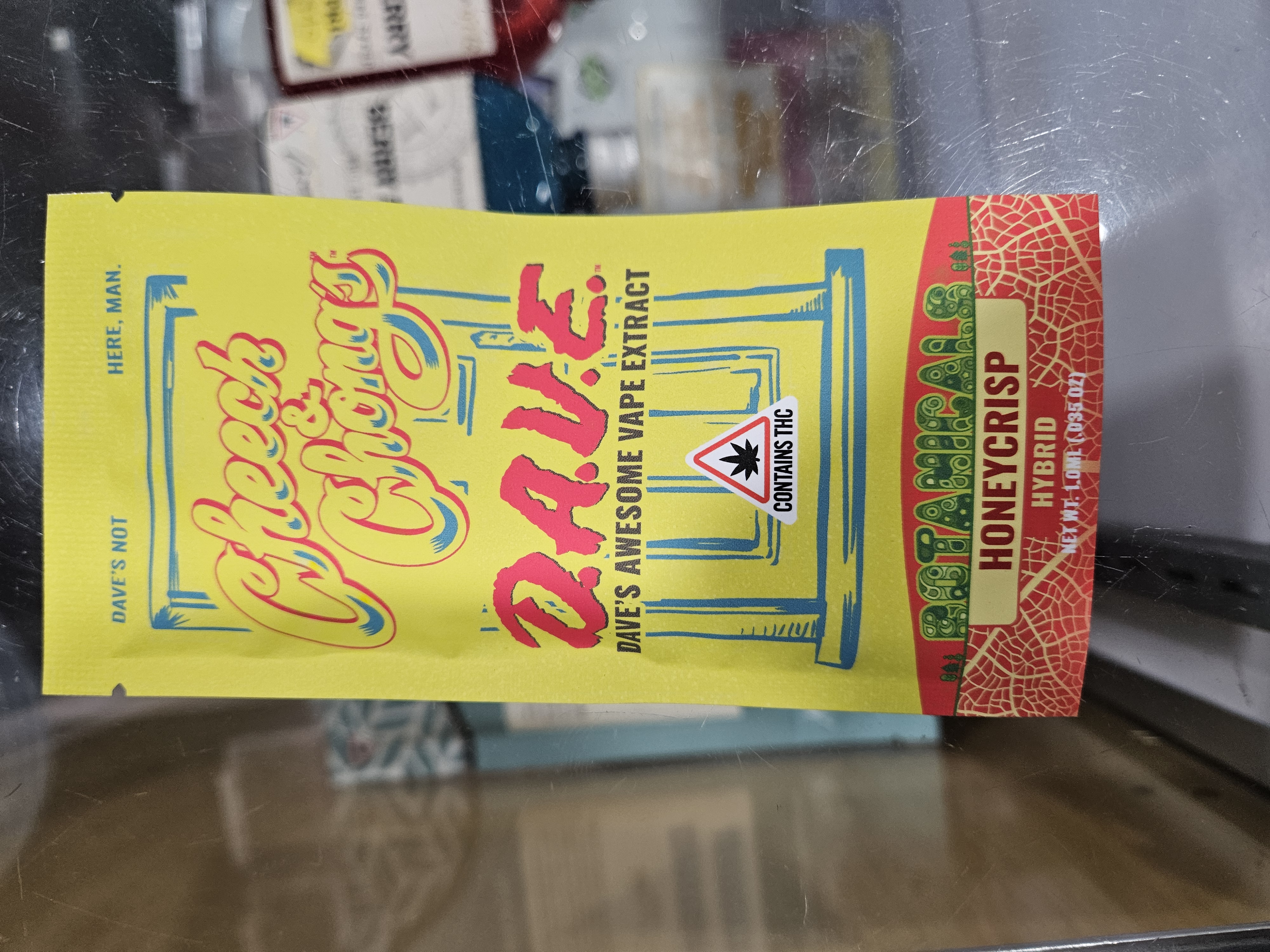 Photograph of product: Cheech and Chong l 510 carts l Honey Crisp