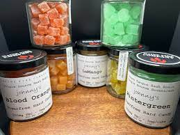 Photograph of product: au chocolat Rosin Hard Candies- Peach Mango (50pk X 5mg)