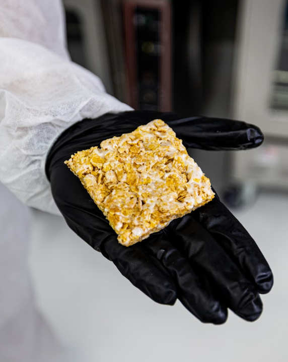 Photograph of product: Frosted Cloud Bar | Cereal Bar | 1pk/10mg