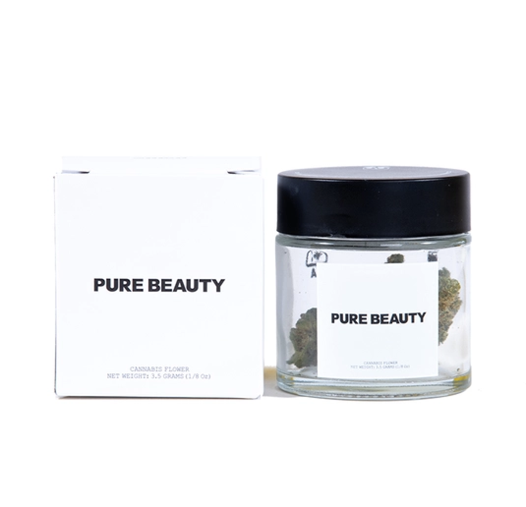 Photograph of Product: Terry T x Gelato 33 2:1 CBD:THC 3.5g 8th - Pure Beauty
