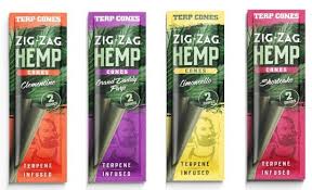 Photograph of product: Fruit Cuts Natural Pulp Wraps | Very Berry | King Sized Terp Infused 3pks