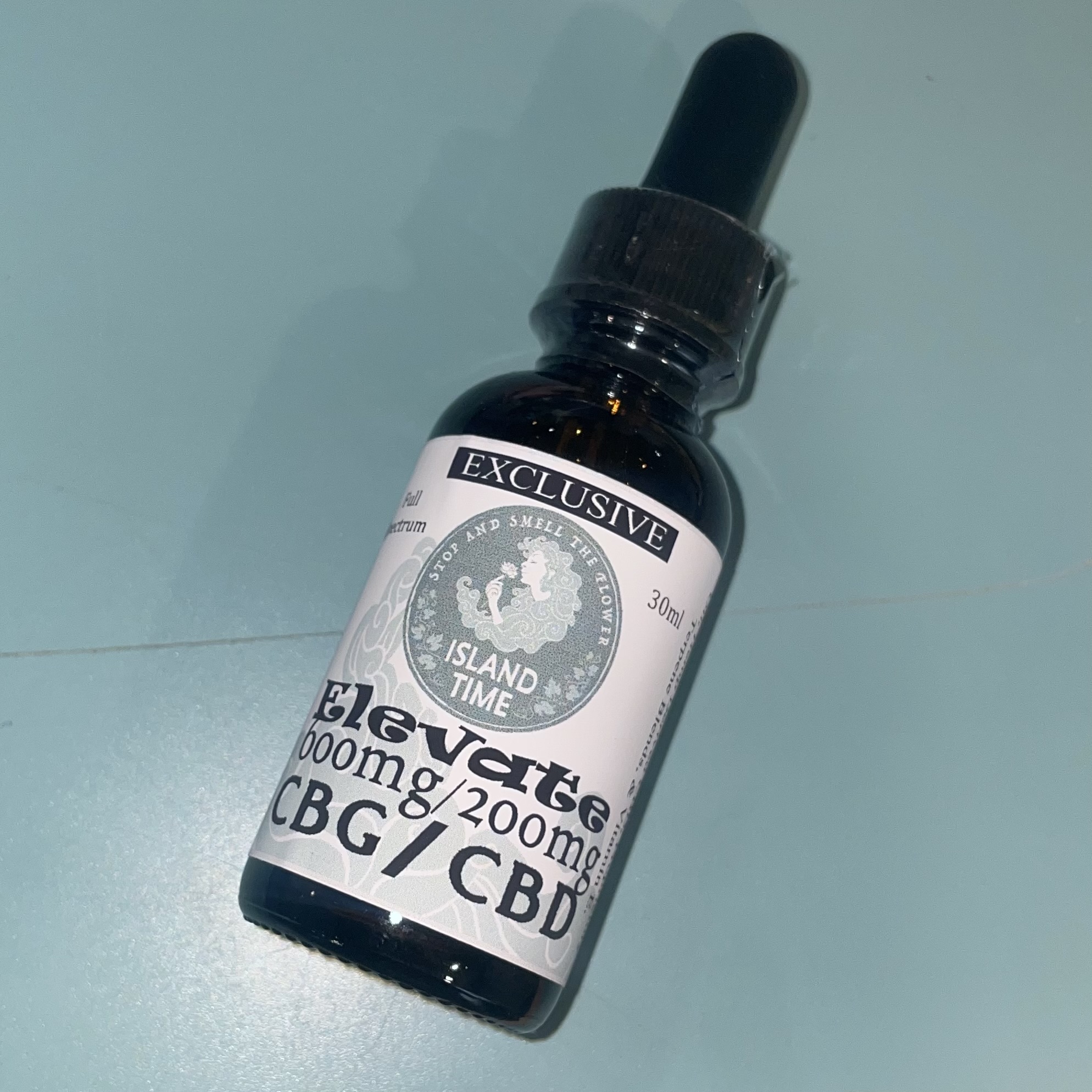 Photograph of product: Irie Bliss & Island Time Elevate Tincture 200mgCBD : 600mg CBG