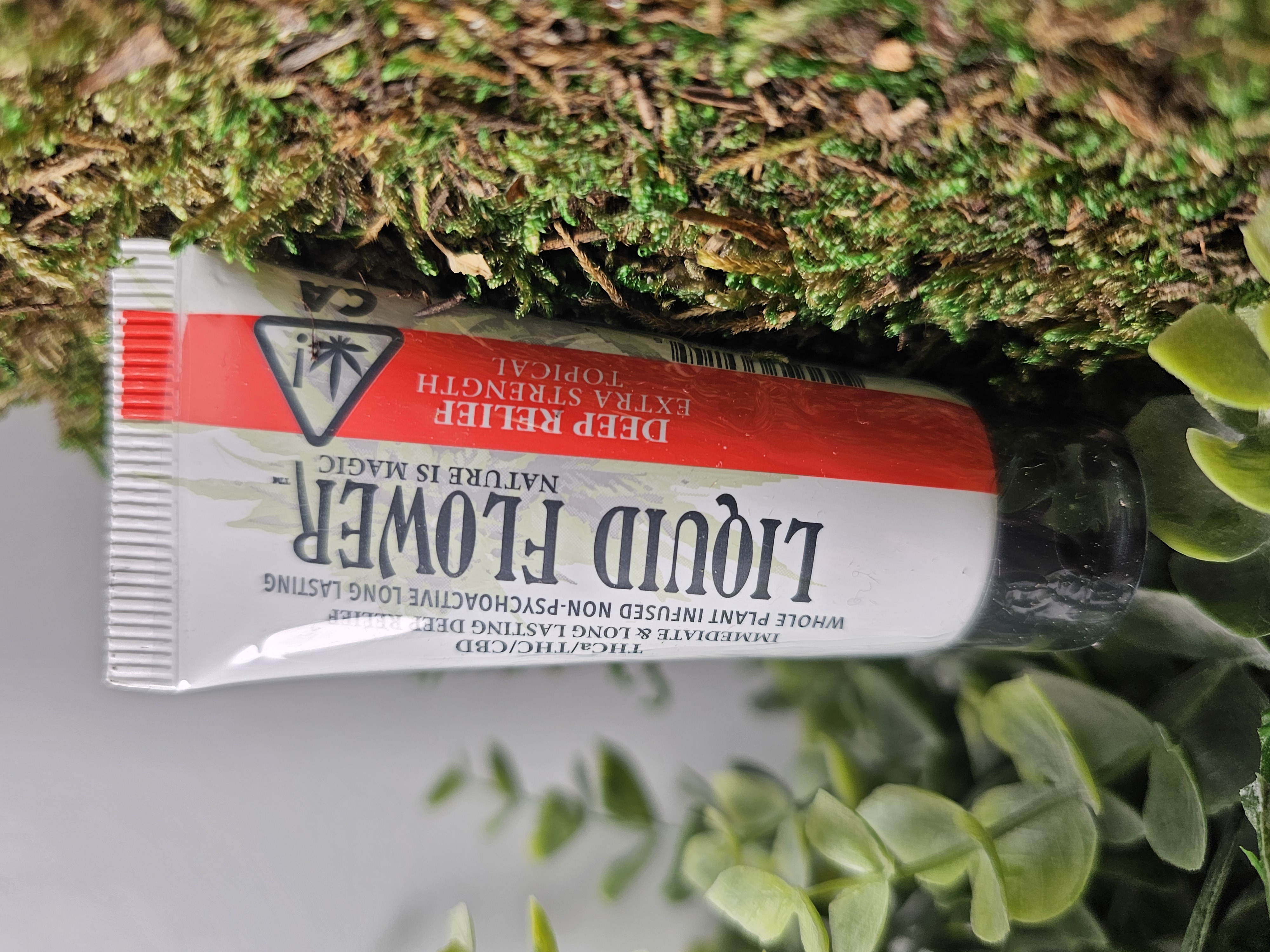 Photograph of product: DEEP RELIEF EXTRA STRENGTH TOPICAL