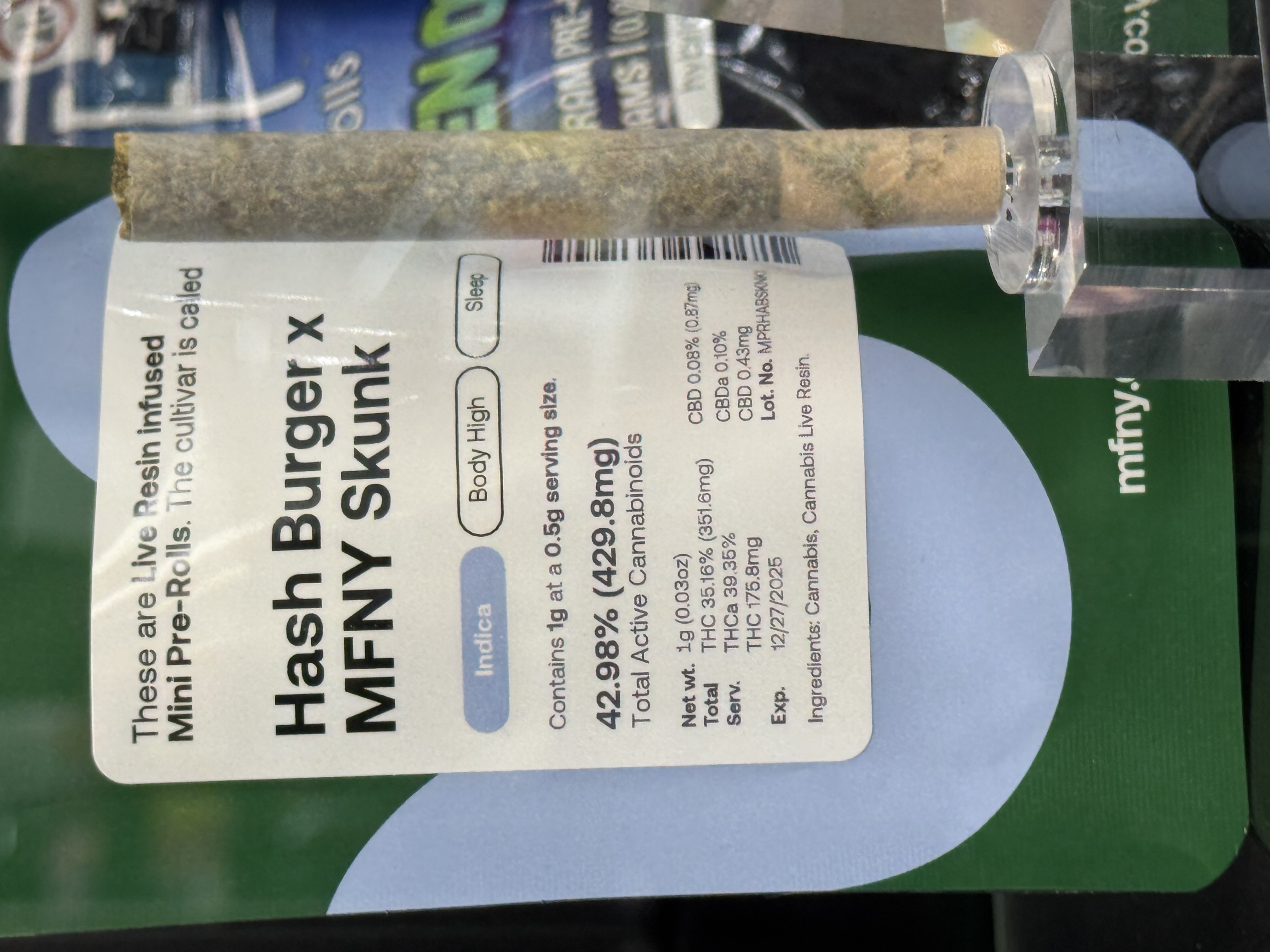 Photograph of product: MFNY - au chocolat Burger x MFNY Skunk Resin - 2pk
