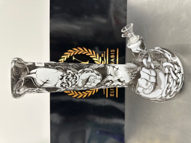 Photograph of product: 13 inch Water Print Bong