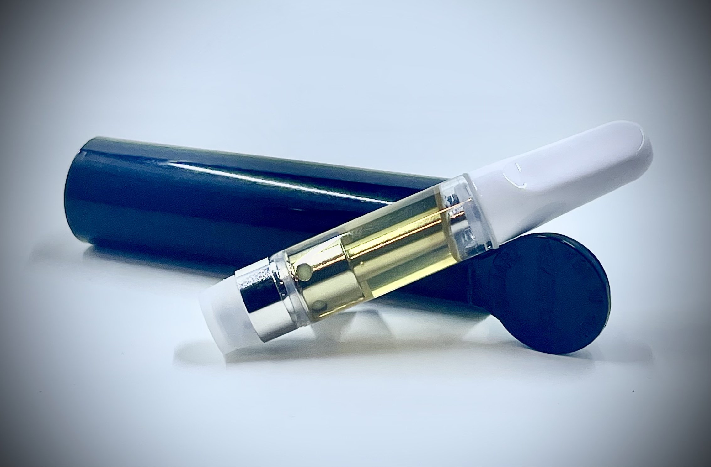 Photograph of product: Covert Blue Raspberry Cart (1g)