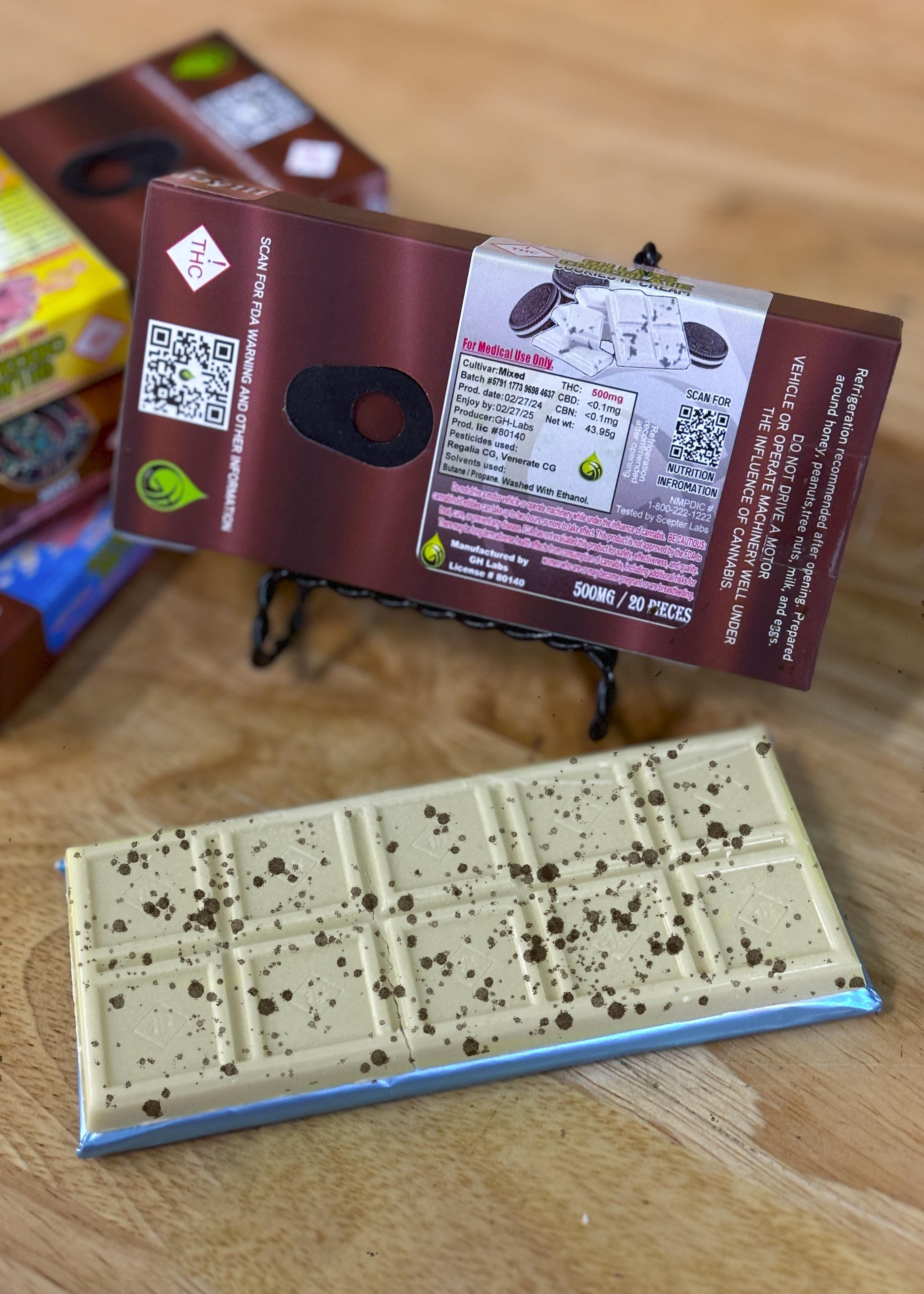 Photograph of product: GH CB COOKIES N'CREAM MED