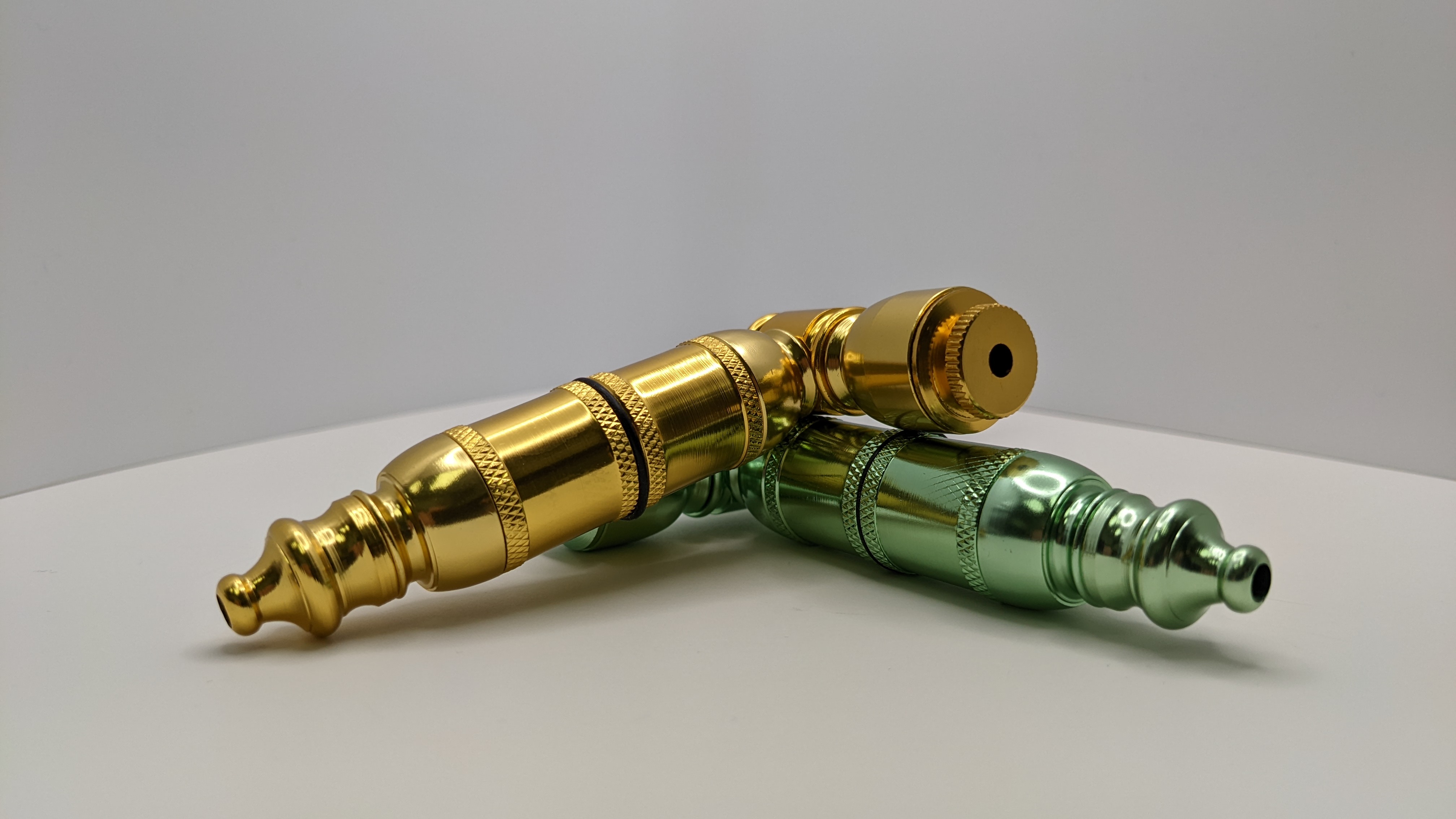 Photograph of product: 4" Solid Color Metal Pipe | Various Colors