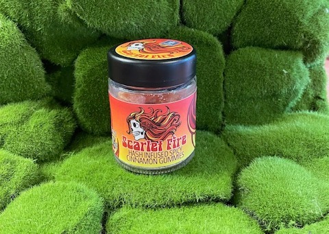 Photograph of product: 100mg Edible Pack | Scarlet Fire au chocolat Infused Spicy Cinnamon Gummies | VT Ski Shoppe