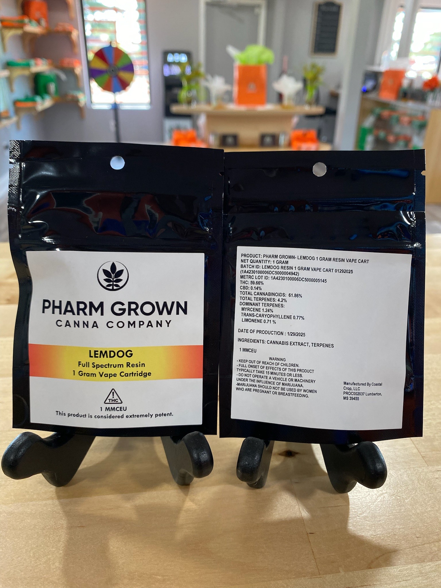 Photograph of product: Pharm Grown - LemDog Cured Resin Cart