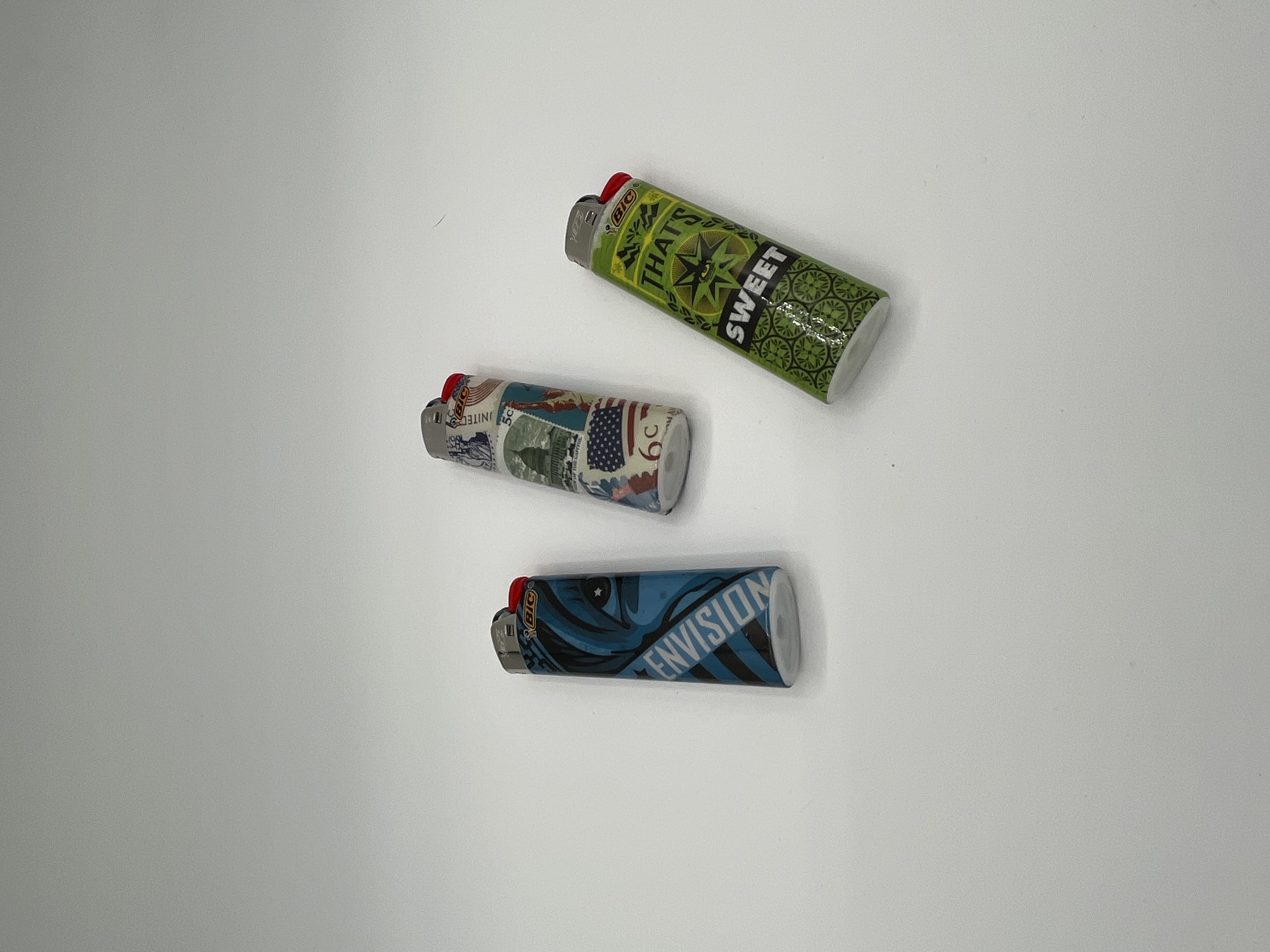 Photograph of product: Bic | Assorted Regular Lighter
