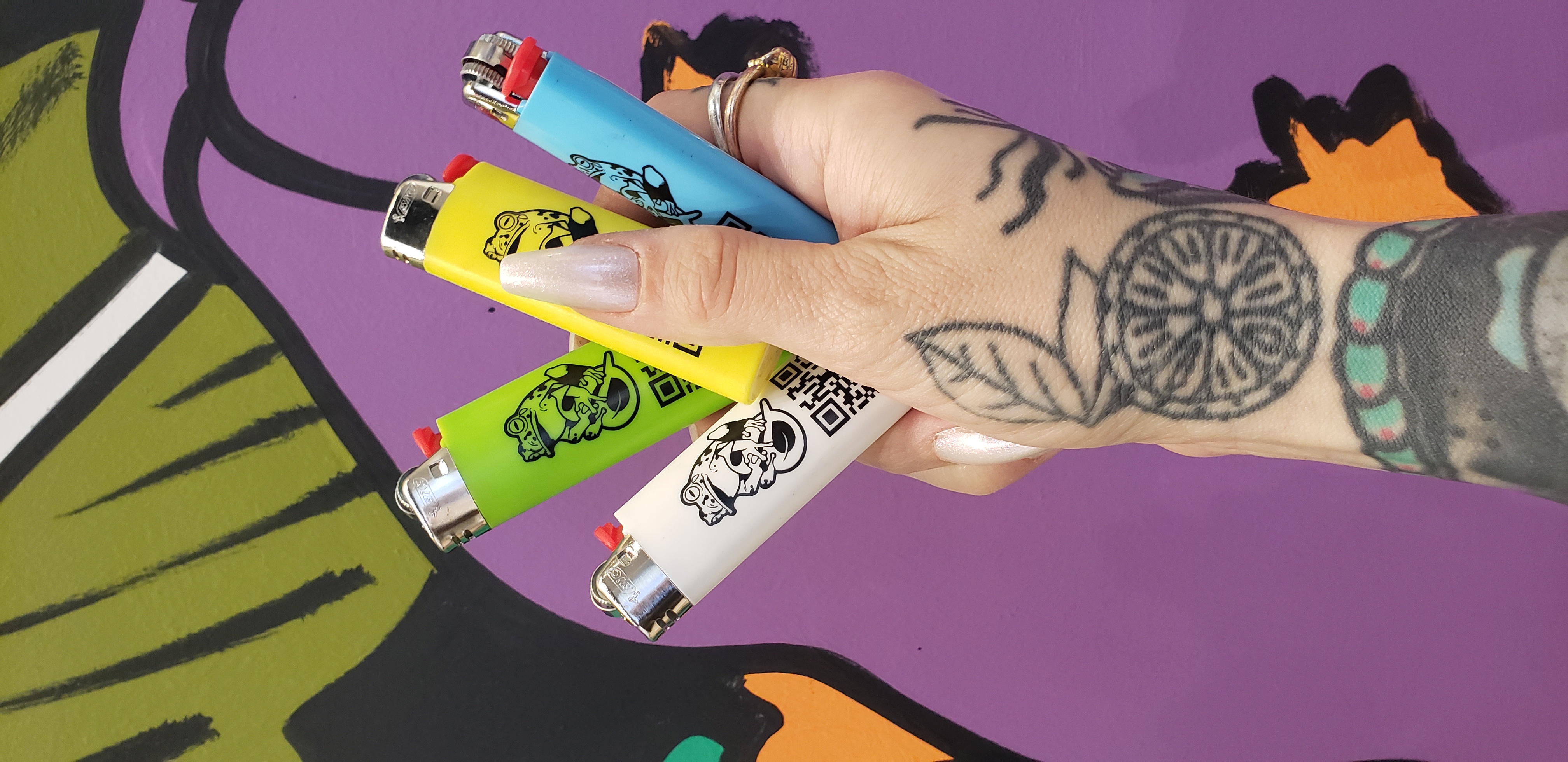 Photograph of product: Bufo Sapura Lighter