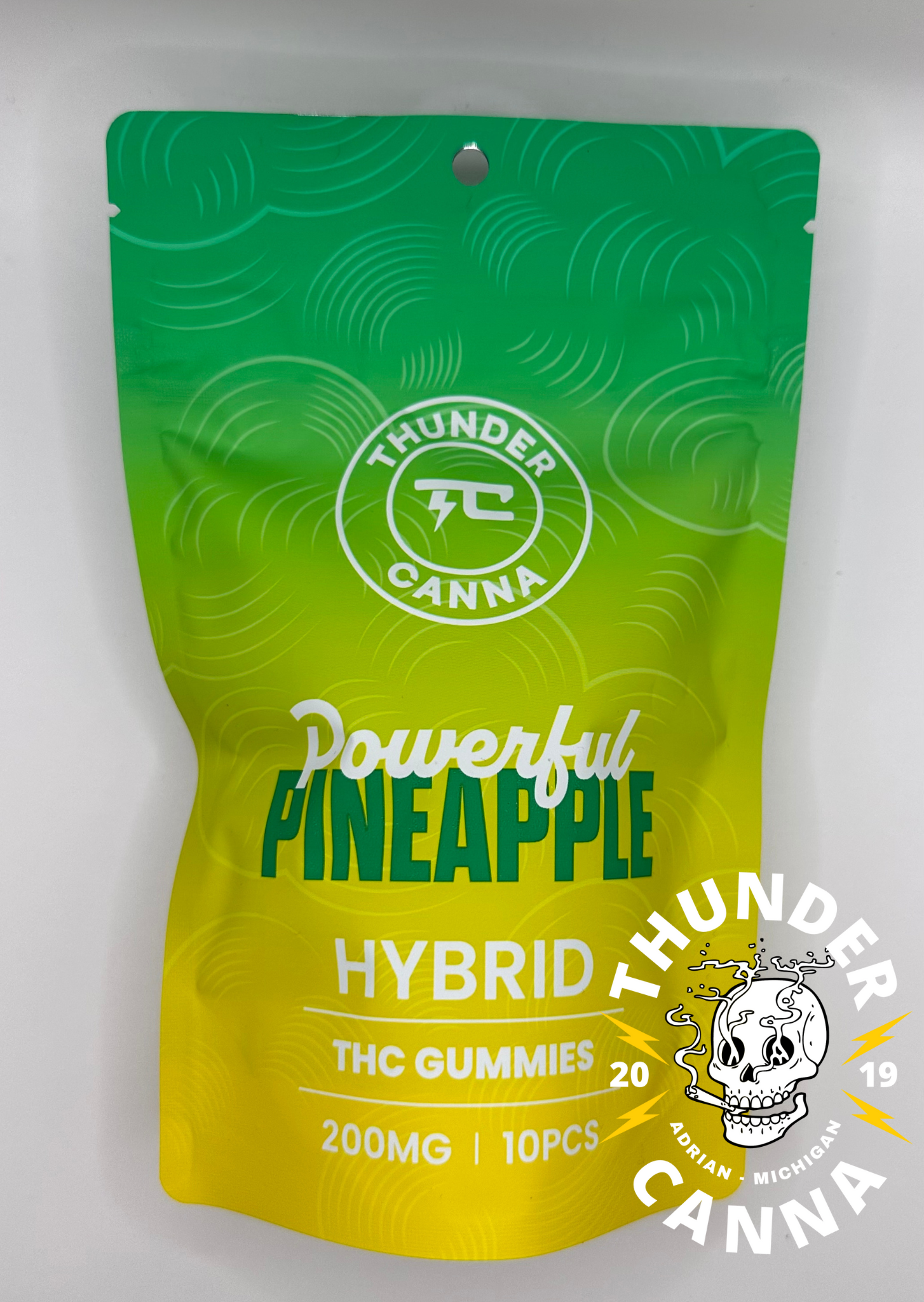 Photograph of product: Gummies 200mg l Pineapple l Hybrid l Thunder Canna