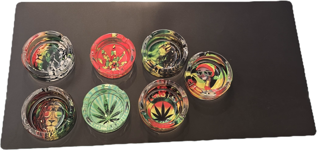 Photograph of product: Metro 1 | Glass Ashtray | Coll Edition |